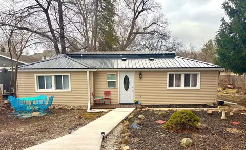 4210 Mona Park, Racine, WI 53405