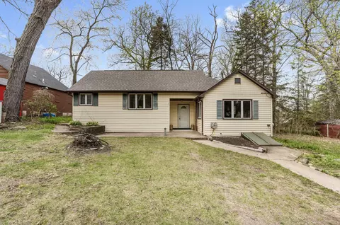 805 Manor, Twin Lakes, WI 53181