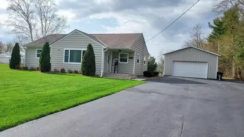 10931 W Ryan, Franklin, WI 53132