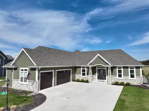3238 Castle Rock, Summit, WI 53066