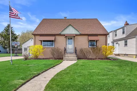 2714 22nd, Kenosha, WI 53140