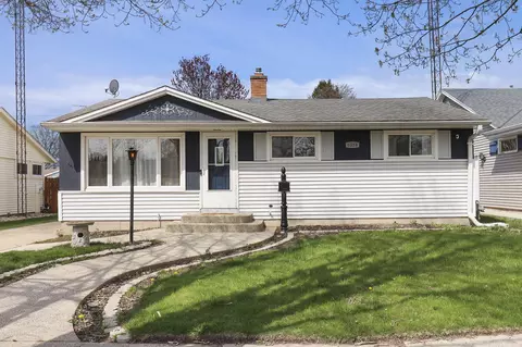6318 49th, Kenosha, WI 53142