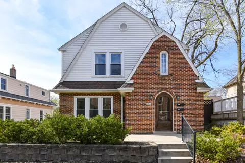 6811 Aetna, Wauwatosa, WI 53213