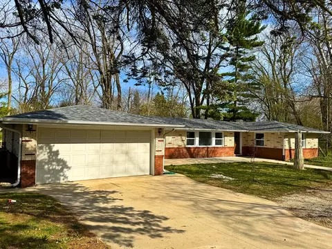 5225 Erie, Racine, WI 53402