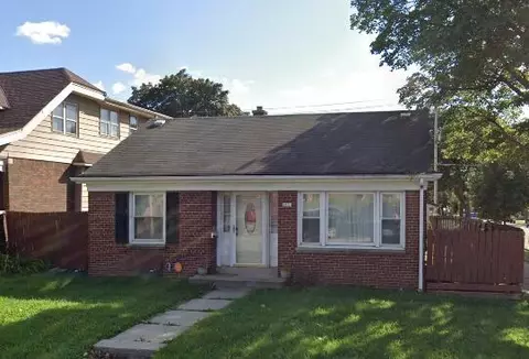 2831 W National, Milwaukee, WI 53215