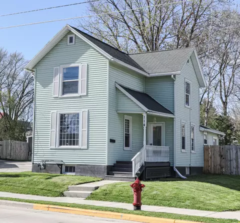 114 E Davis, Beaver Dam, WI 53916