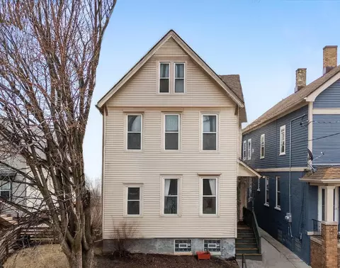 1932 N Warren #1934, Milwaukee, WI 53202