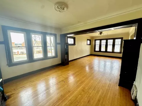 3429 W Juneau #3431, Milwaukee, WI 53208
