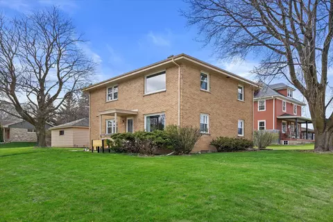 102 W Jefferson #104, Port Washington, WI 53074