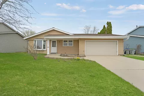 8022 W Glenbrook, Milwaukee, WI 53223