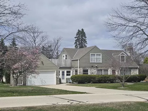 7137 N Santa Monica, Fox Point, WI 53217