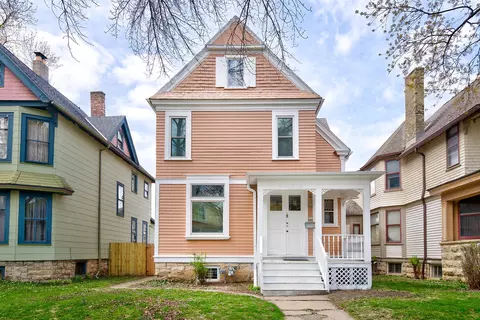 955 N 34th, Milwaukee, WI 53208