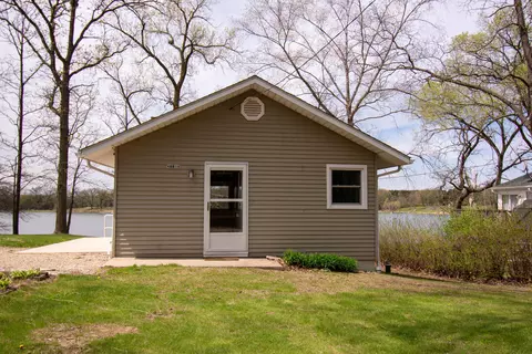 n6819 Lake Drive, Richmond, WI 53190