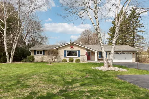 295 Green Bay, Cedarburg, WI 53012