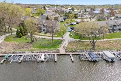 240 Marina #19, Waterford, WI 53185