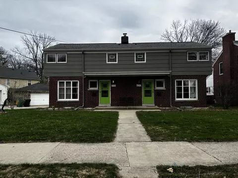 4242 N Olsen #4244, Shorewood, WI 53211