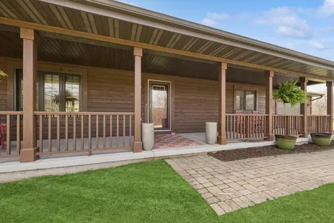 1367 Edgewood, Lake Geneva, WI 53147