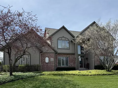 n52w16103 Bette, Menomonee Falls, WI 53051