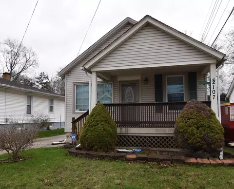 2107 Rupert, Racine, WI 53405