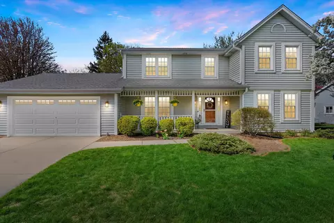2928 Willard, Waukesha, WI 53188