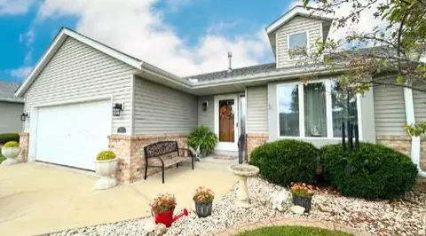 1643 Nature, Hartford, WI 53027