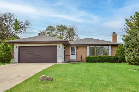 905 S 124th, Brookfield, WI 53005