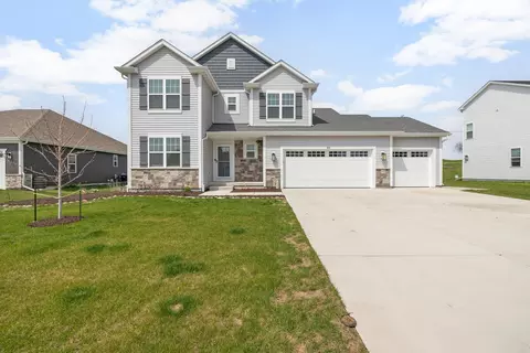 688 Lambert, Slinger, WI 53086