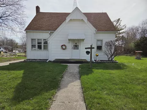 212 S Elm, Campbellsport, WI 53010