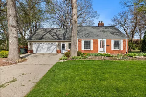 2024 S 104th, West Allis, WI 53227