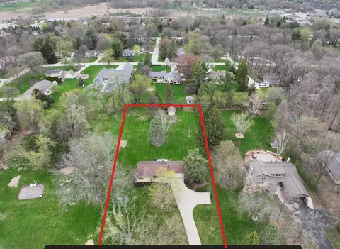 19150 Lothmoor #LOWER, Brookfield, WI 53045