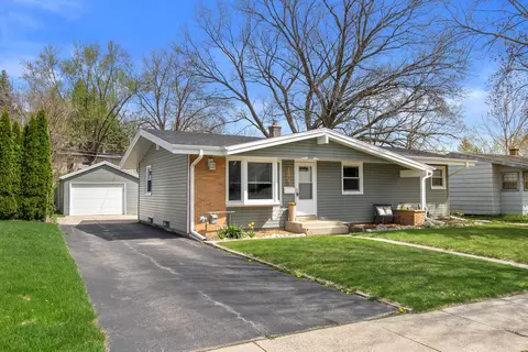 1126 Birch, Waukesha, WI 53188