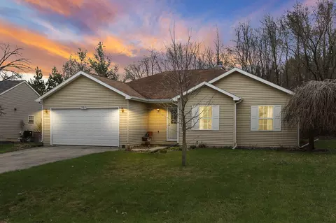 956 Williams, Walworth, WI 53184