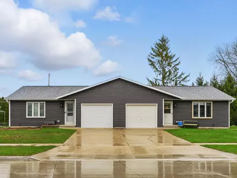 1933 Kellner #1935, Manitowoc, WI 54220