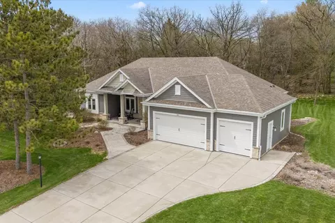 323 Benton, Wales, WI 53183