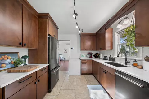 Undisclosed, Glendale, WI 53209