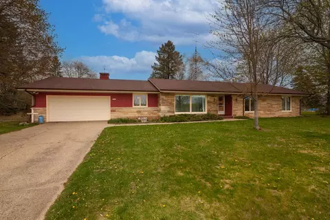 W1940 Park, Sullivan, WI 53178