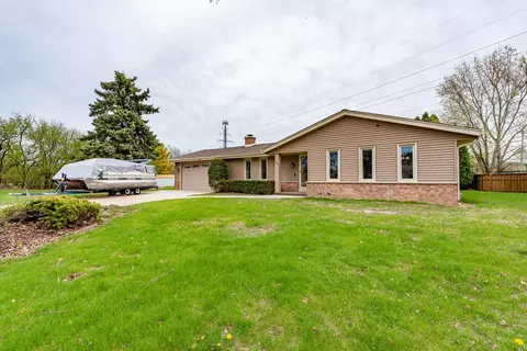 4074 S 70th, Milwaukee, WI 53220