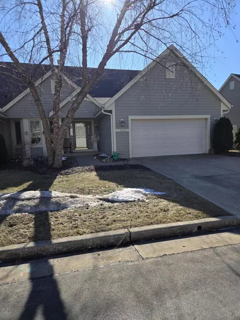 4227 N N Cir, Mount Pleasant, WI 53405