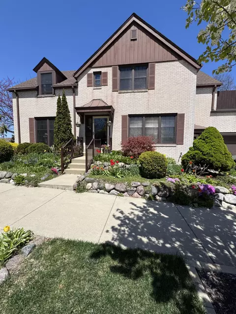 3216 Moorland, Racine, WI 53405