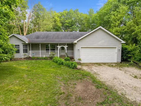 32877 121st, Randall, WI 53181