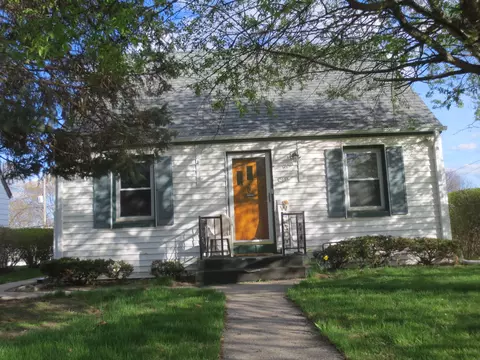7055 W Beloit, West Allis, WI 53219