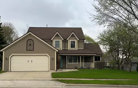 1956 Cliff-alex, Waukesha, WI 53189