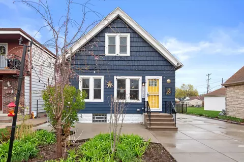3428 S Whitnall, Milwaukee, WI 53207