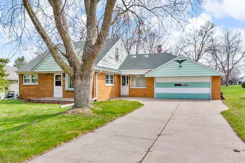 4218 S 84th, Greenfield, WI 53228