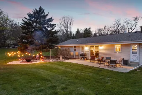 s86w27655 Hartwig, Mukwonago, WI 53149