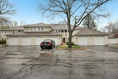 783 W Puetz, Oak Creek, WI 53154