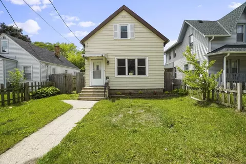 4606 25th, Kenosha, WI 53140