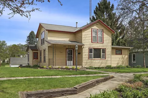 615 Water, Lake Geneva, WI 53147