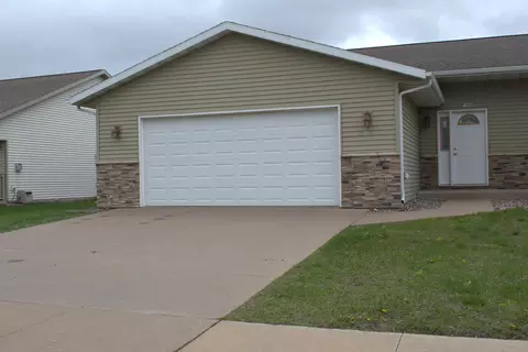 1962 River, Sparta, WI 54656