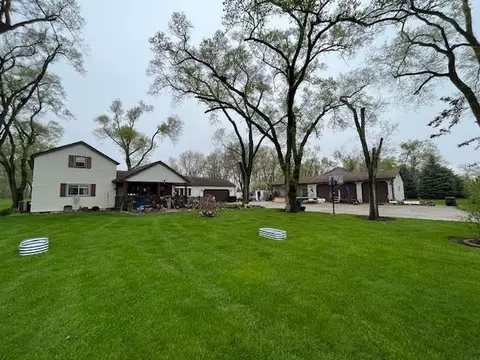 4800 128th, Paris, WI 53144